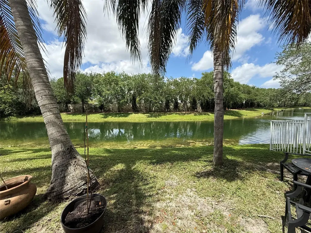 4965 SW 153rd Avenue Davie FL 33331