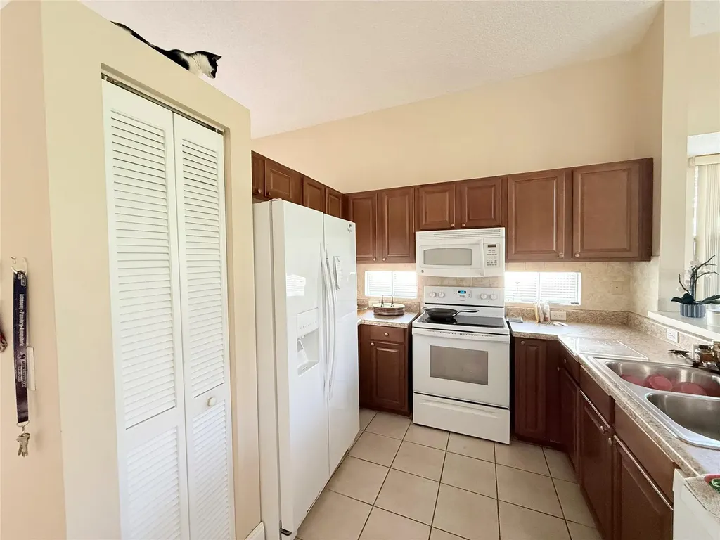 4965 SW 153rd Avenue Davie FL 33331