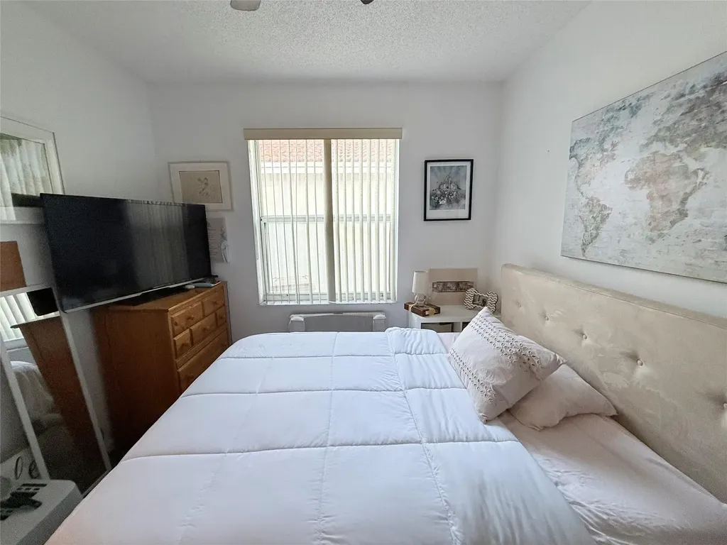 4965 SW 153rd Avenue Davie FL 33331
