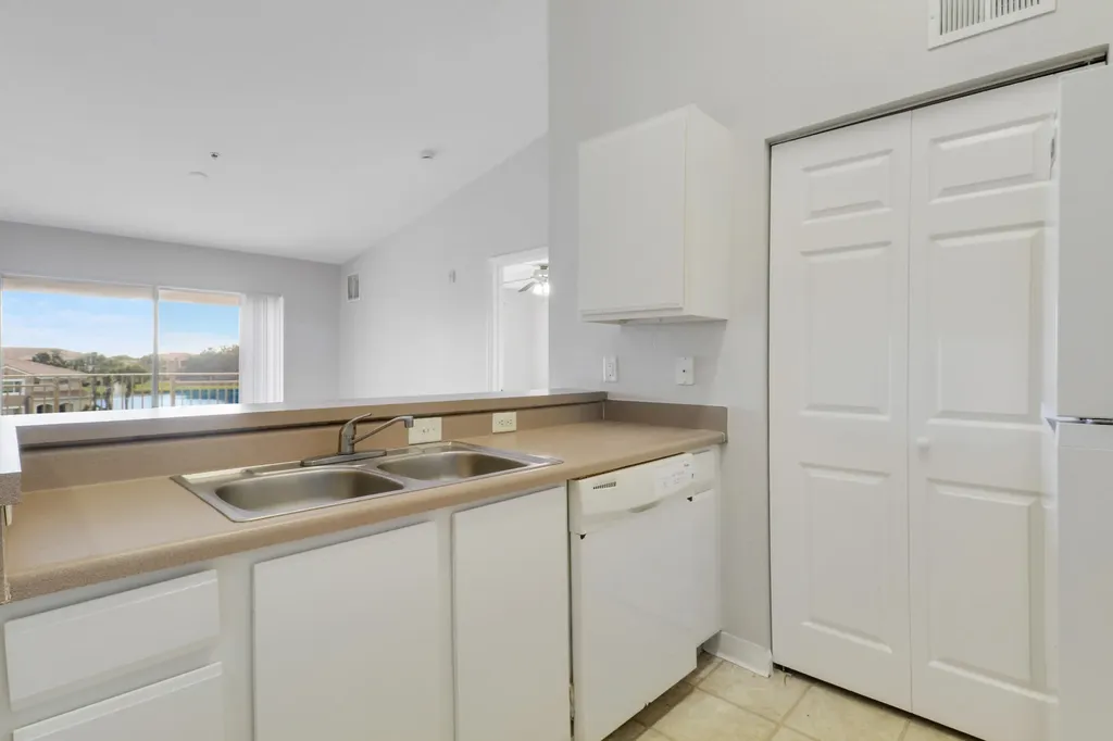 141 SW Palm Drive Port St Lucie FL 34986