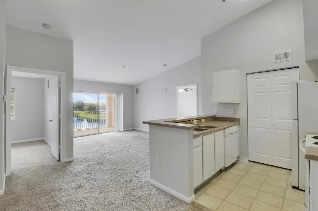 141 SW Palm Drive Port St Lucie FL 34986