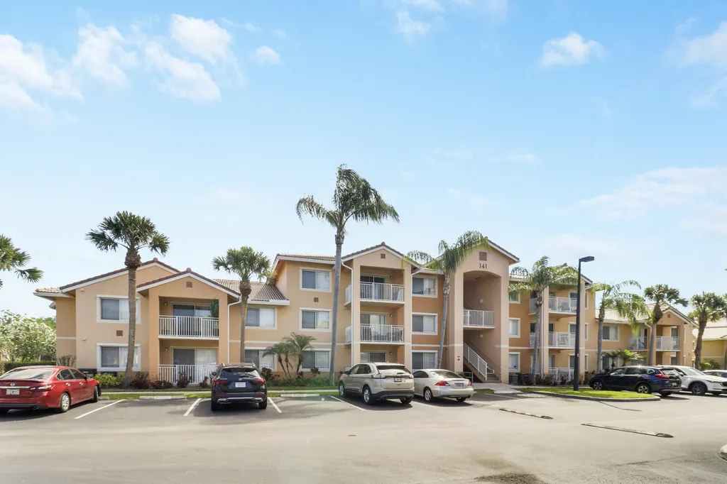 141 SW Palm Drive Port St Lucie FL 34986
