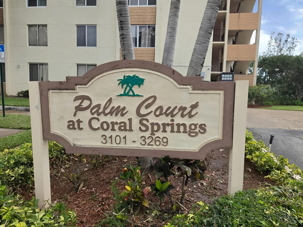 3253 Riverside Drive Coral Springs FL 33065