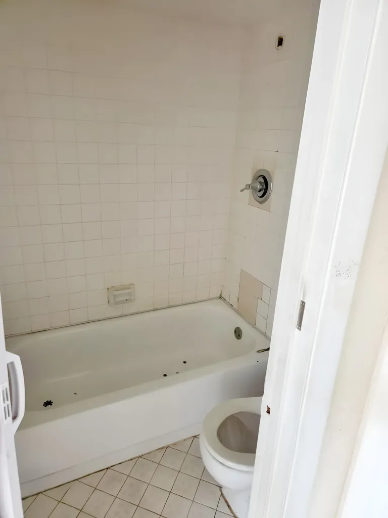 3253 Riverside Drive Coral Springs FL 33065