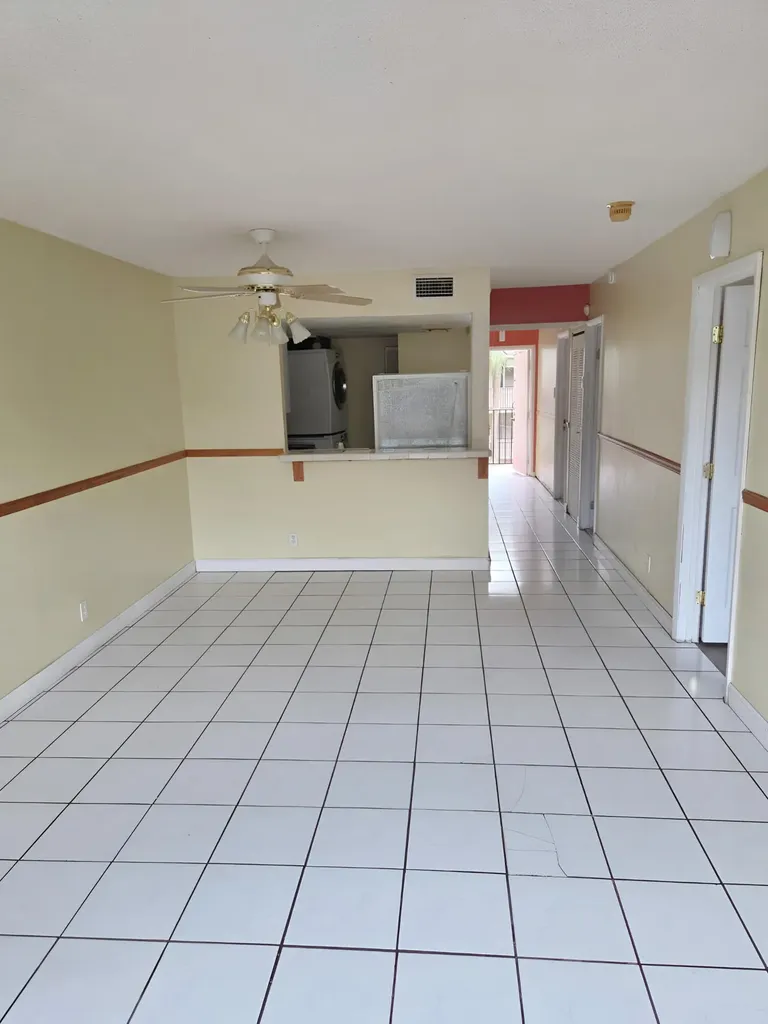 3253 Riverside Drive Coral Springs FL 33065