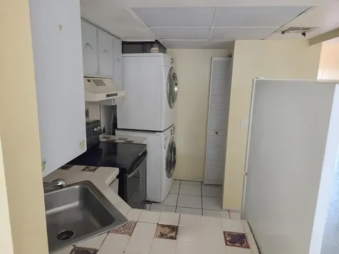 3253 Riverside Drive Coral Springs FL 33065