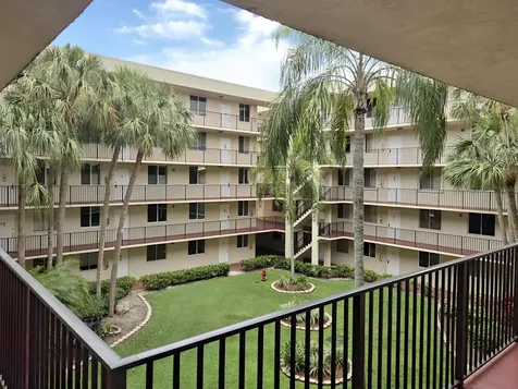3253 Riverside Drive Coral Springs FL 33065