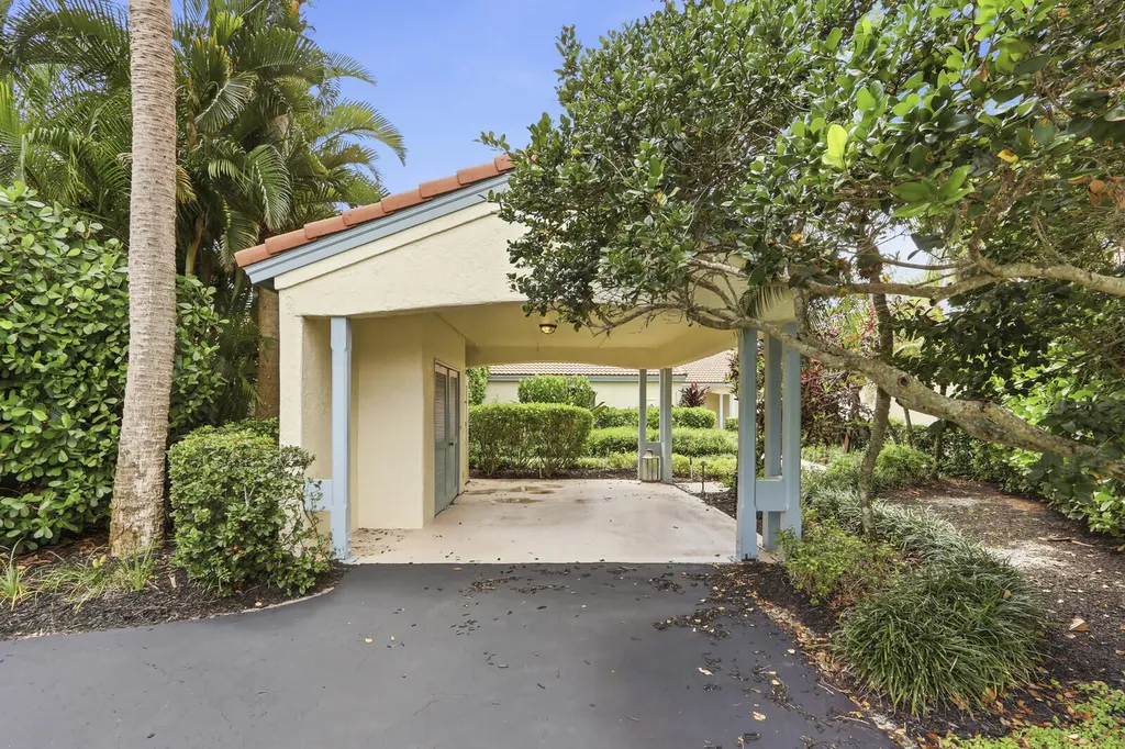 2465 Vista Del Prado Drive Wellington FL 33414