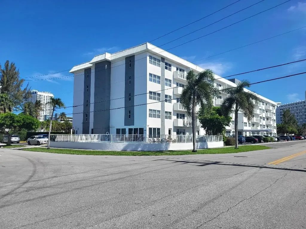 550 Bayshore Drive Fort Lauderdale FL 33304