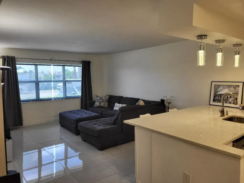 550 Bayshore Drive Fort Lauderdale FL 33304