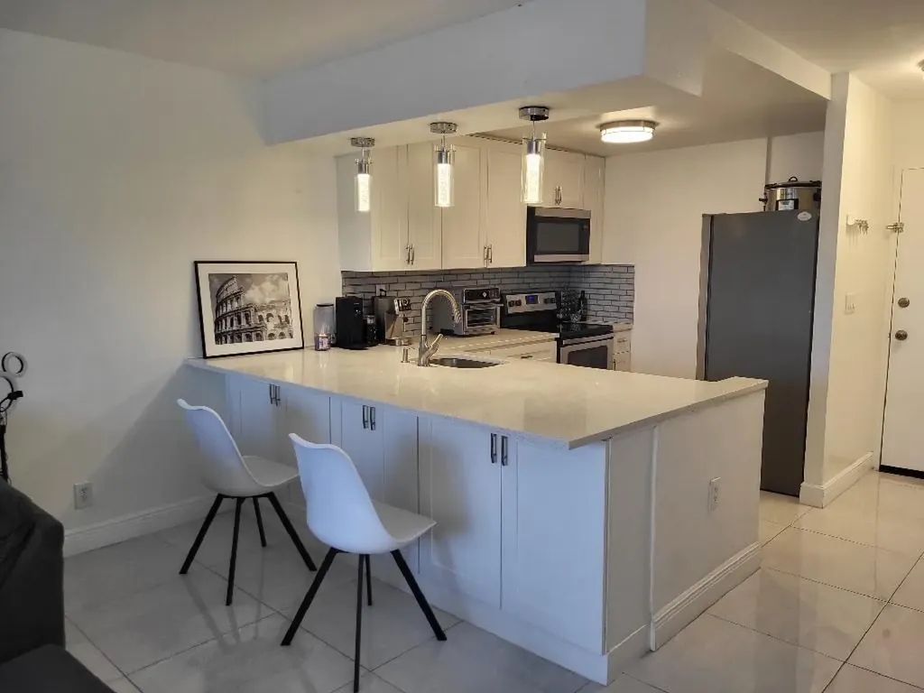 550 Bayshore Drive Fort Lauderdale FL 33304