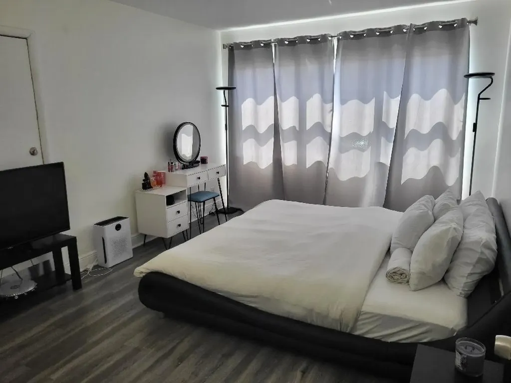 550 Bayshore Drive Fort Lauderdale FL 33304