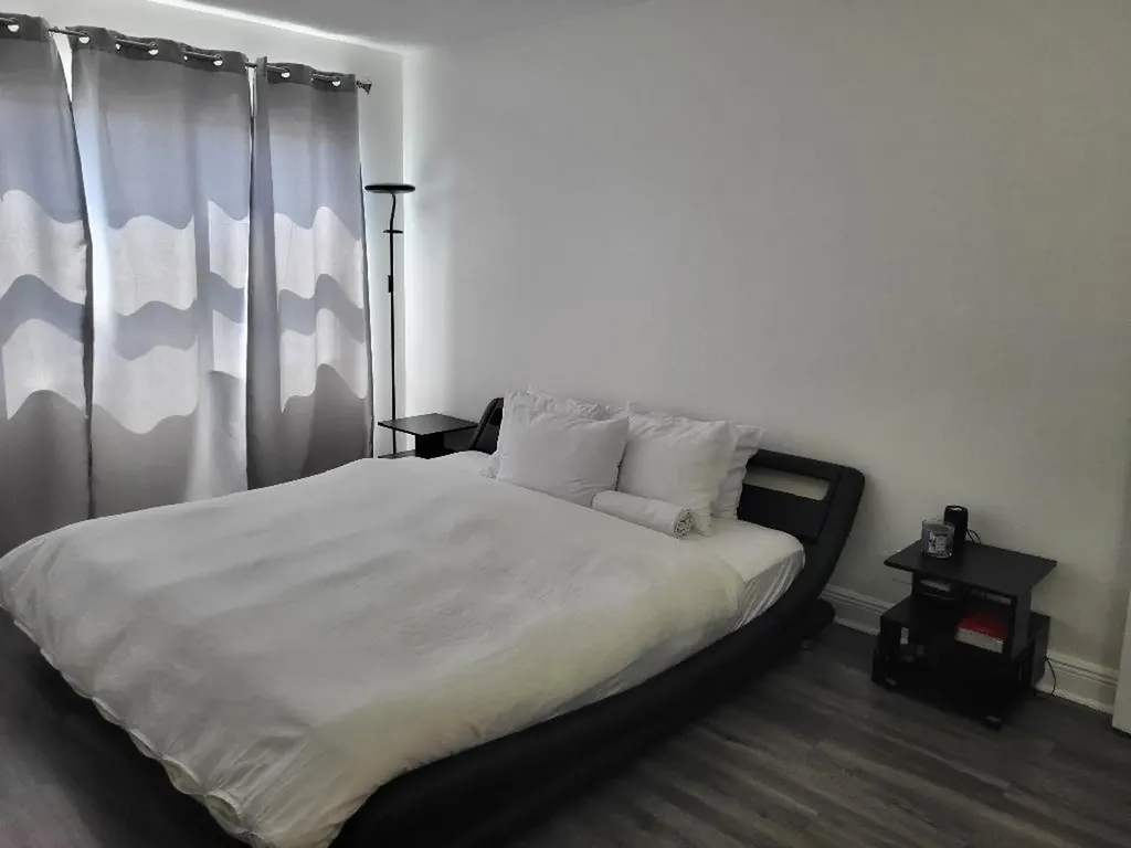 550 Bayshore Drive Fort Lauderdale FL 33304