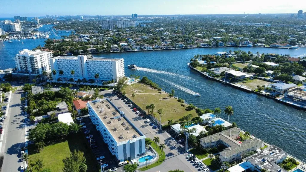 550 Bayshore Drive Fort Lauderdale FL 33304