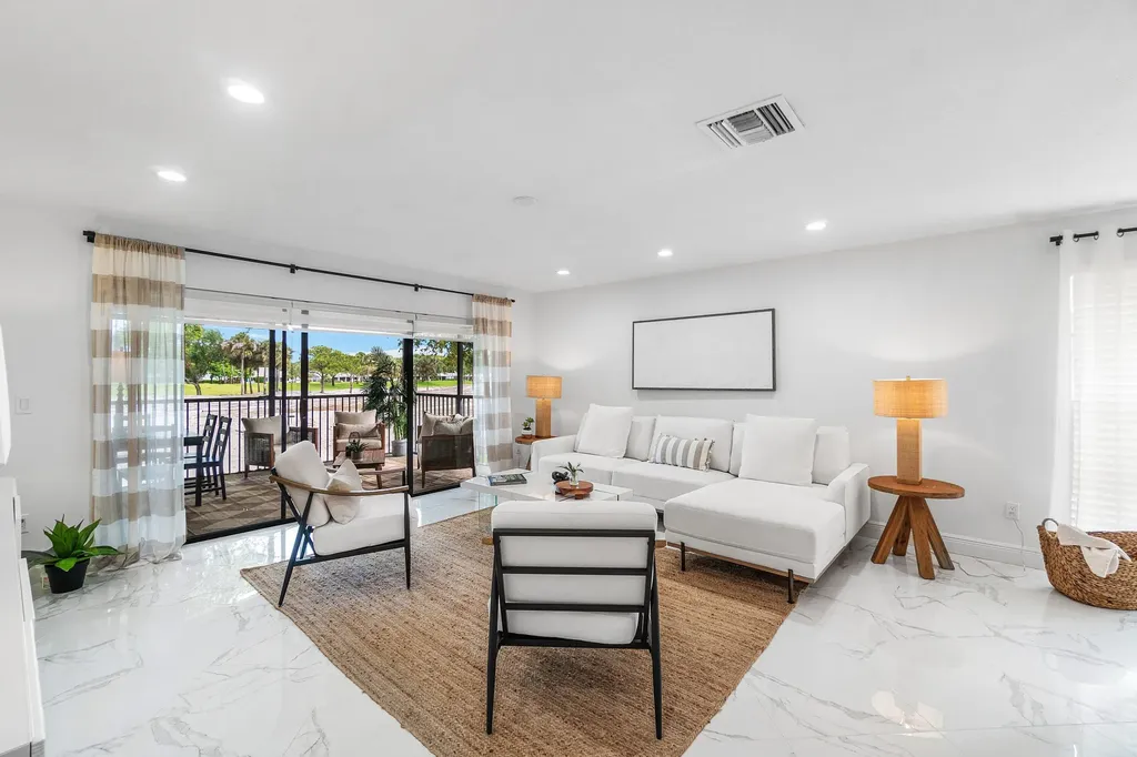 15 Westgate Lane Boynton Beach FL 33436
