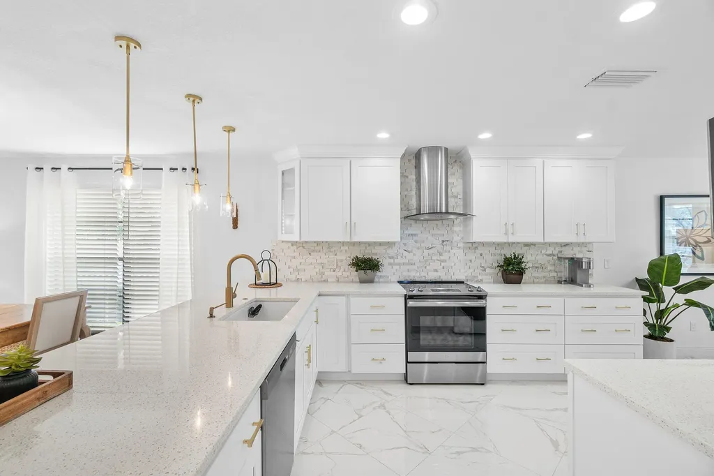 15 Westgate Lane Boynton Beach FL 33436