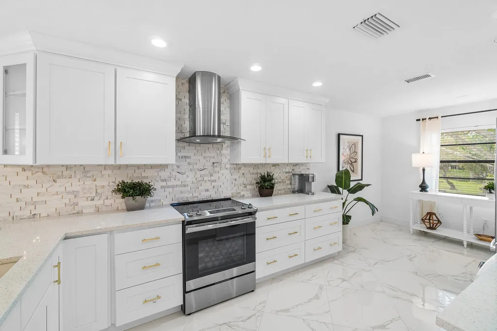 15 Westgate Lane Boynton Beach FL 33436