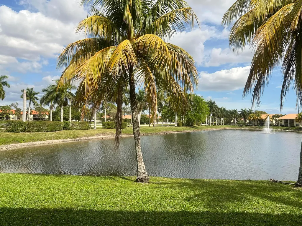 1453 Lake Crystal Drive West Palm Beach FL 33411