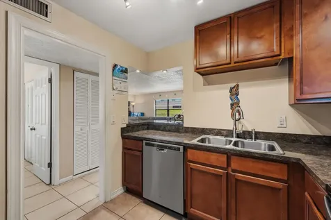 2050 Oleander Boulevard Fort Pierce FL 34950
