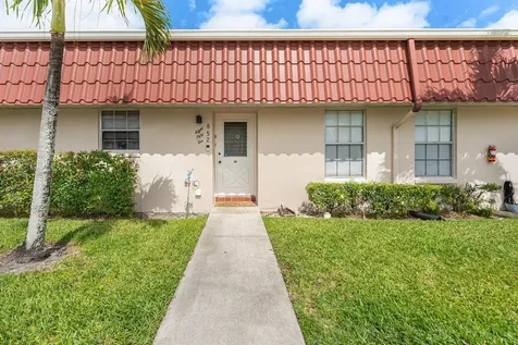 852 Salem Lane Lake Worth FL 33467