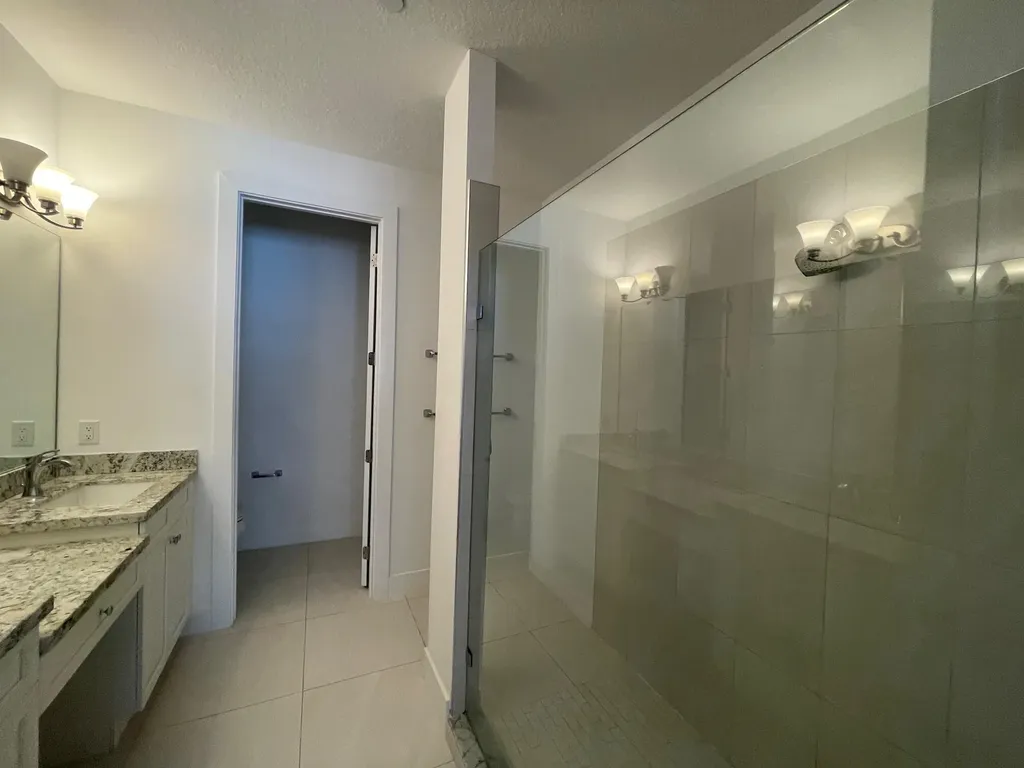 8086 Hobbes Way Palm Beach Gardens FL 33418