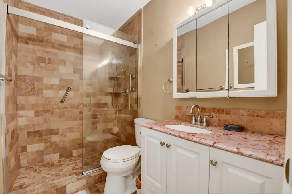 260 Cape Cod Circle Lake Worth FL 33467