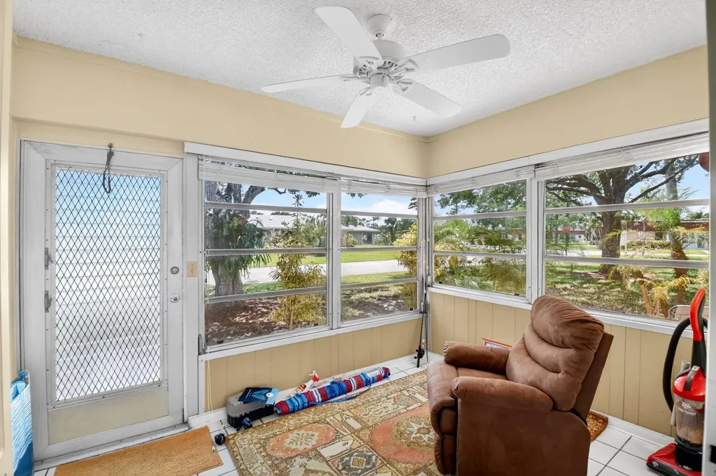 260 Cape Cod Circle Lake Worth FL 33467