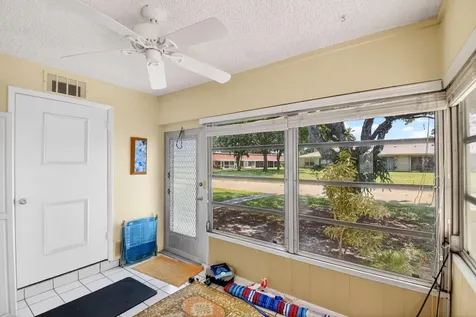 260 Cape Cod Circle Lake Worth FL 33467