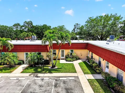260 Cape Cod Circle Lake Worth FL 33467