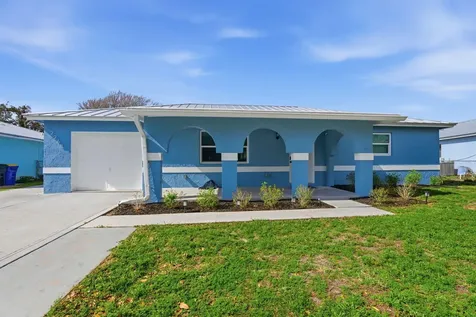 2268 NE 16th Court Jensen Beach FL 34957
