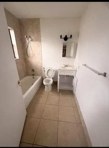 701 NW 74th Avenue Hollywood FL 33024