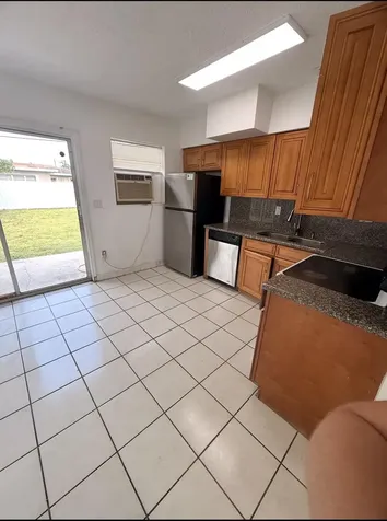 701 NW 74th Avenue Hollywood FL 33024