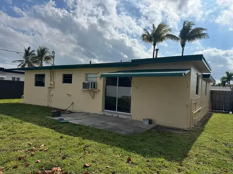 701 NW 74th Avenue Hollywood FL 33024