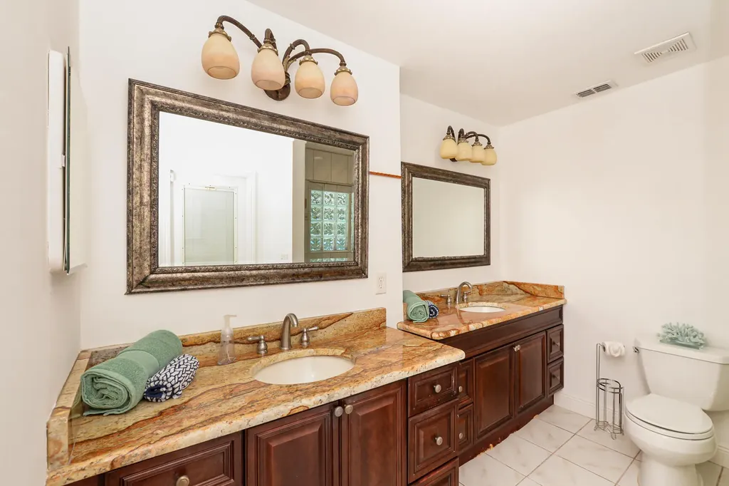 1530 SE Sunshine Avenue Port St Lucie FL 34952