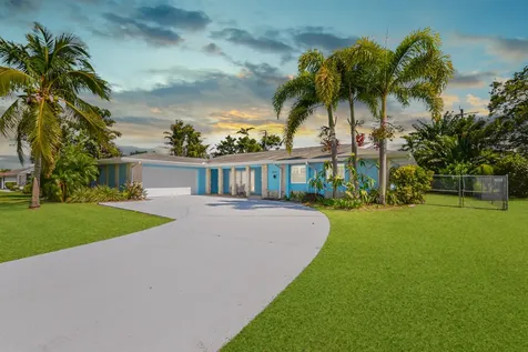 1530 SE Sunshine Avenue Port St Lucie FL 34952