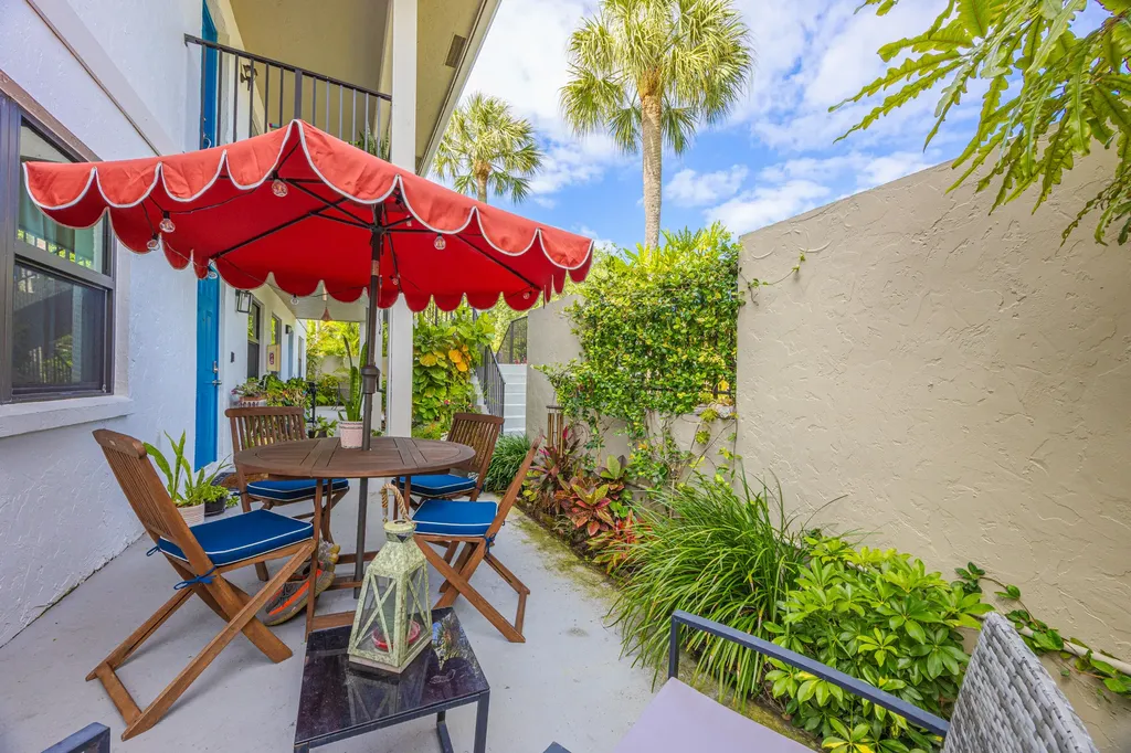 3001 SW 21st Terrace Delray Beach FL 33445