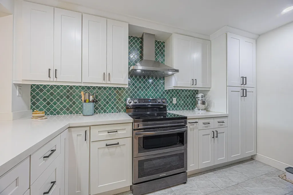 3001 SW 21st Terrace Delray Beach FL 33445