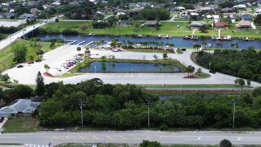 2530 SE Hemsing Street Port St Lucie FL 34984