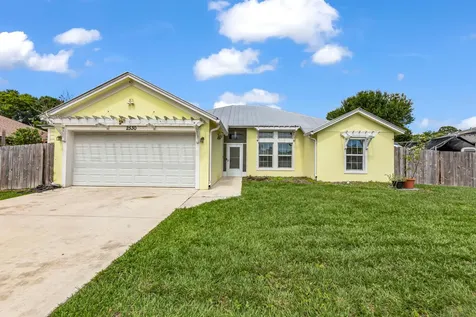 2530 SE Hemsing Street Port St Lucie FL 34984