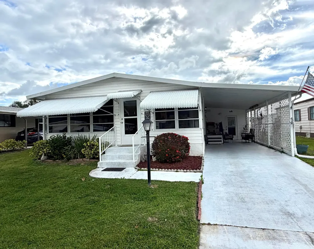 8204 W Bitterbush Lane Port St Lucie FL 34952