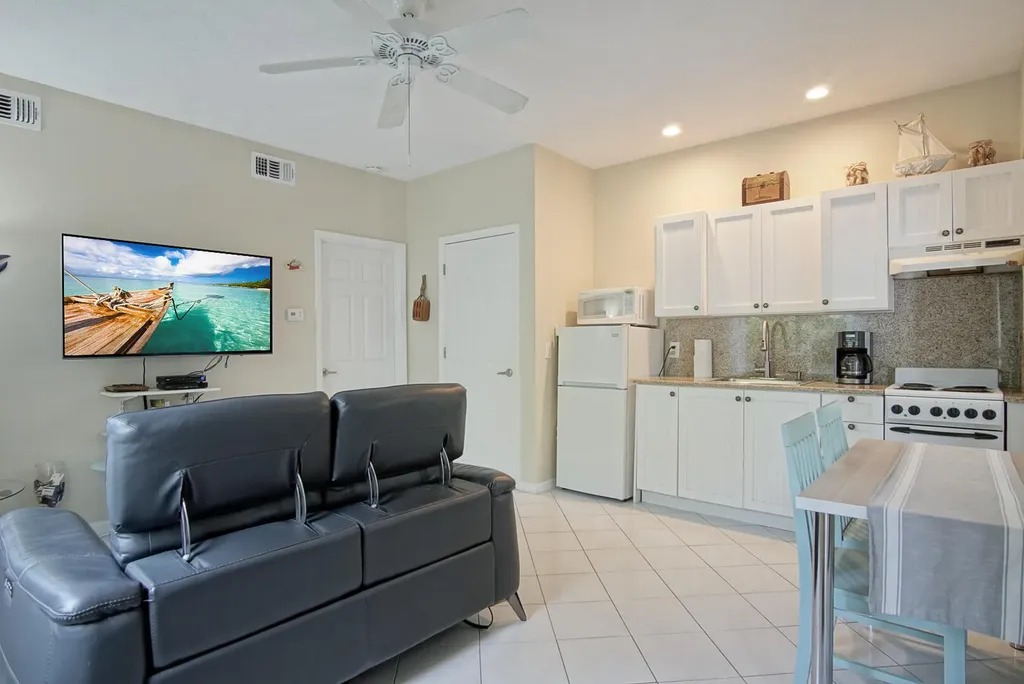 413 Hernando Street Fort Pierce FL 34949