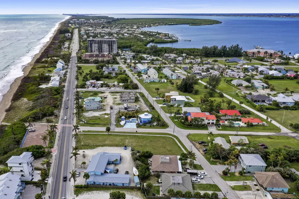 413 Hernando Street Fort Pierce FL 34949
