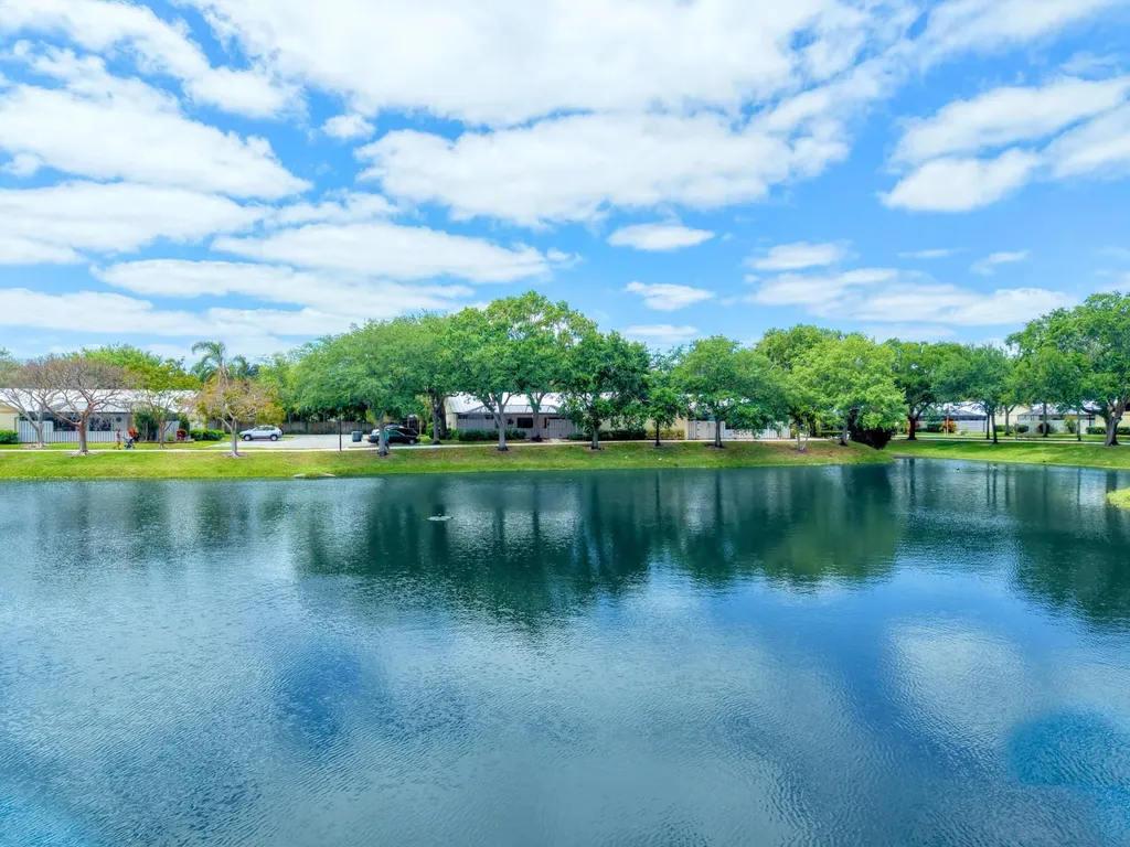 8920 Thumbwood Circle Boynton Beach FL 33436