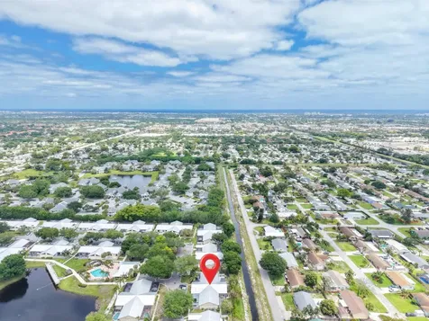 8920 Thumbwood Circle Boynton Beach FL 33436