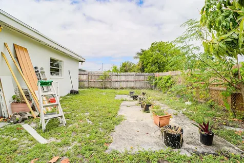 219 NE 6th Avenue Boynton Beach FL 33435