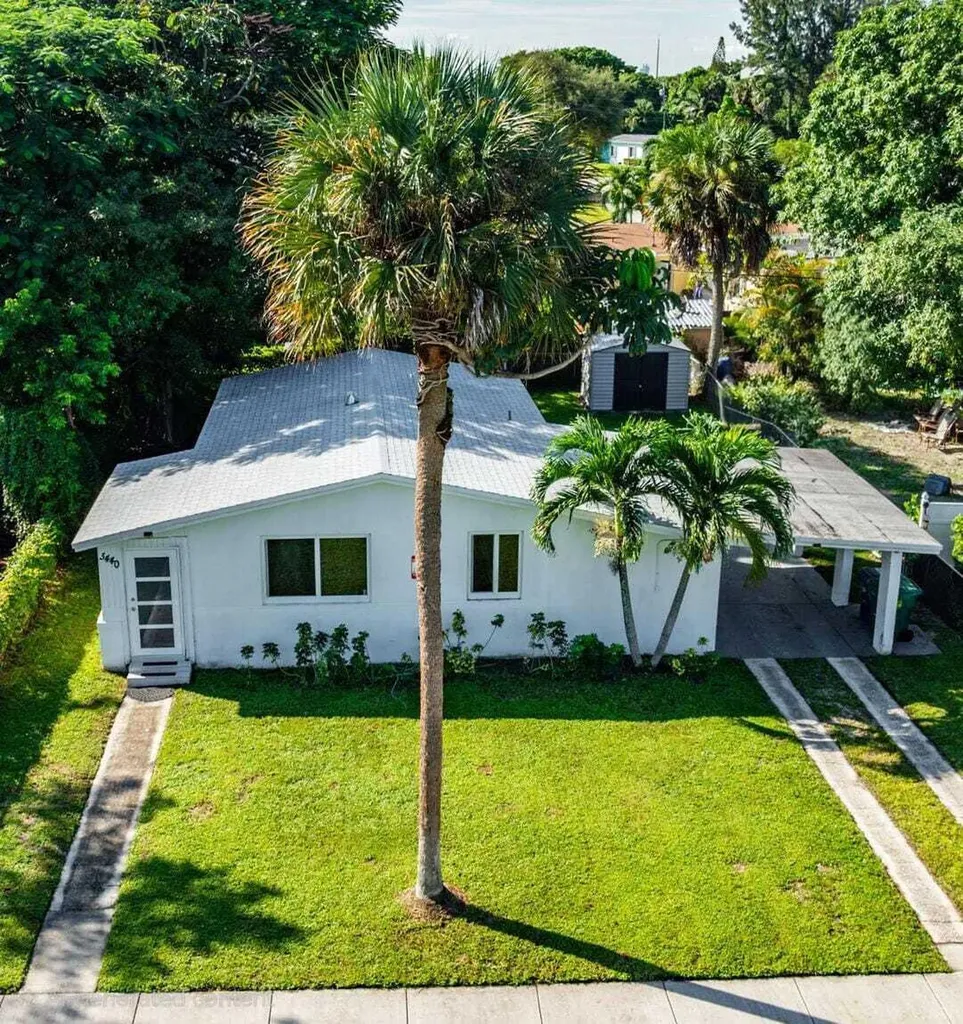 3440 NW 8th Court Fort Lauderdale FL 33311
