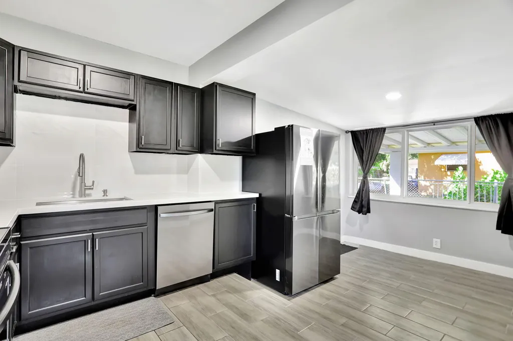 3440 NW 8th Court Fort Lauderdale FL 33311