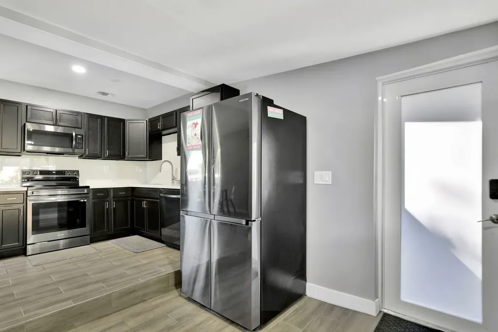 3440 NW 8th Court Fort Lauderdale FL 33311