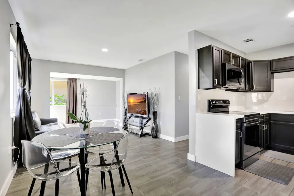 3440 NW 8th Court Fort Lauderdale FL 33311