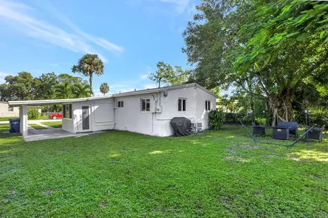 3440 NW 8th Court Fort Lauderdale FL 33311